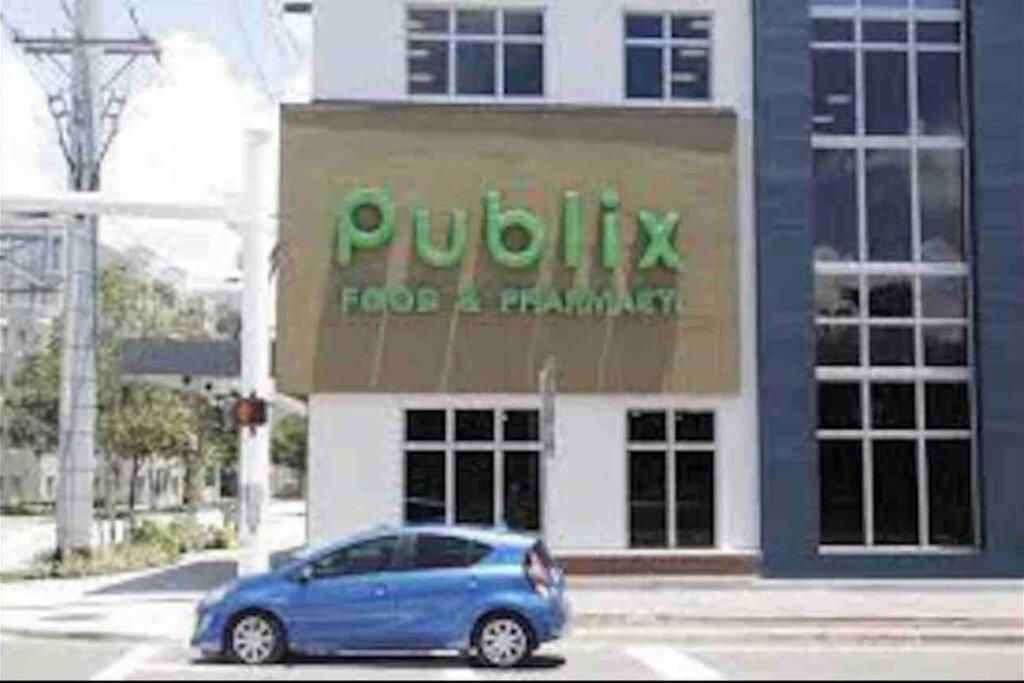 Luxury Apt 3 Mins To Dt Tampa -Pool-Gym-Balcony Exteriör bild